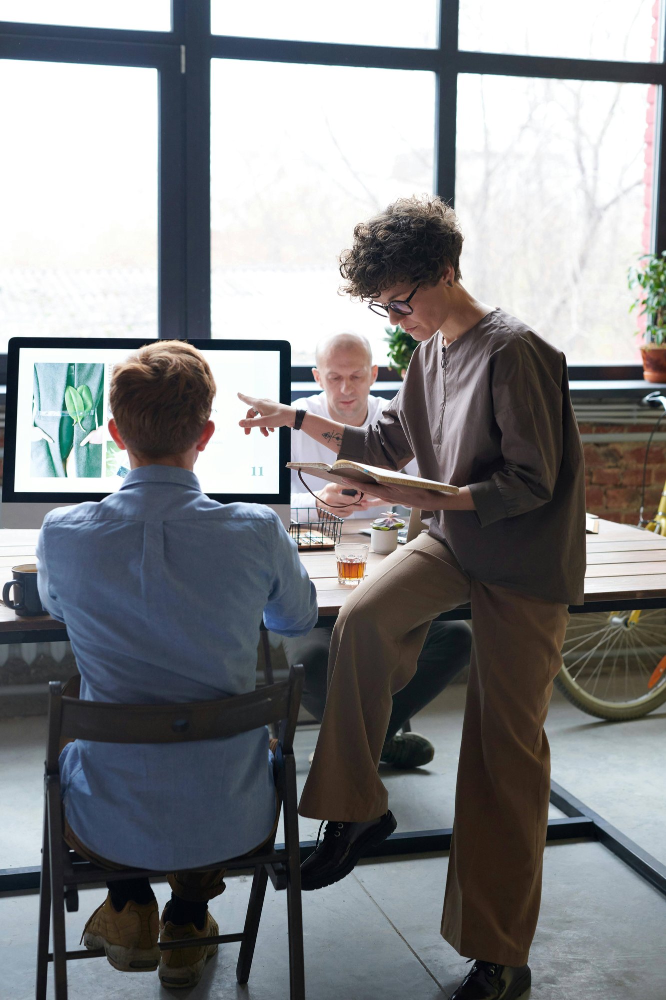 pexels-fauxels-3184651